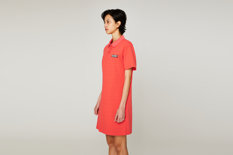 ウィメンズ ロゴ グラフィック ポロドレス コーラル / W's Logo Graphic Polo Dress Coral - whoisnerdy jp