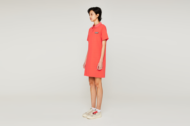 ウィメンズ ロゴ グラフィック ポロドレス コーラル / W's Logo Graphic Polo Dress Coral - whoisnerdy jp